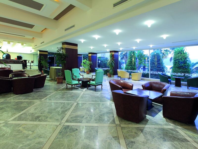 Fortezza Beach Resort Hotel