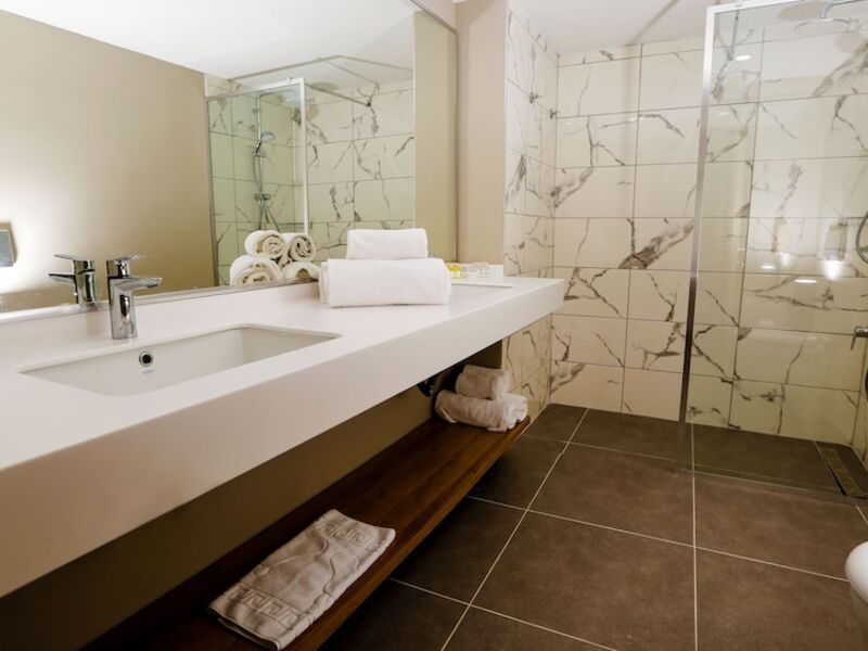Fortezza Beach Resort Hotel