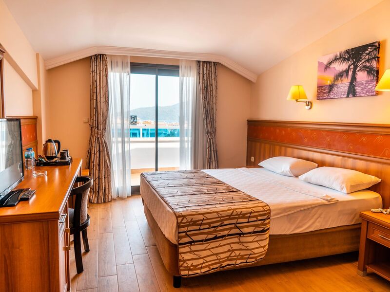 Green Nature Resort & Spa